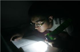 高考季，深聯電路板廠與你在一起！