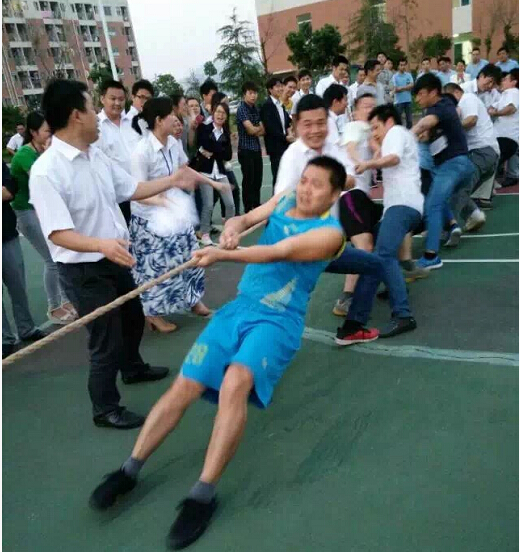 贛州深聯PCB廠拔河比賽開幕啦?。。? style=